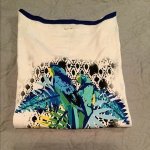 NWT Rafaella S/P white short sleeve top with print.